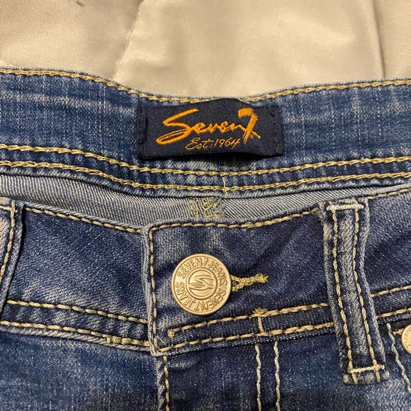 Seven Jean shorts - Picture 3 of 4